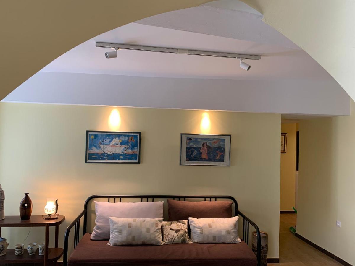 Captain'S House Plaka Milos Villa Екстериор снимка